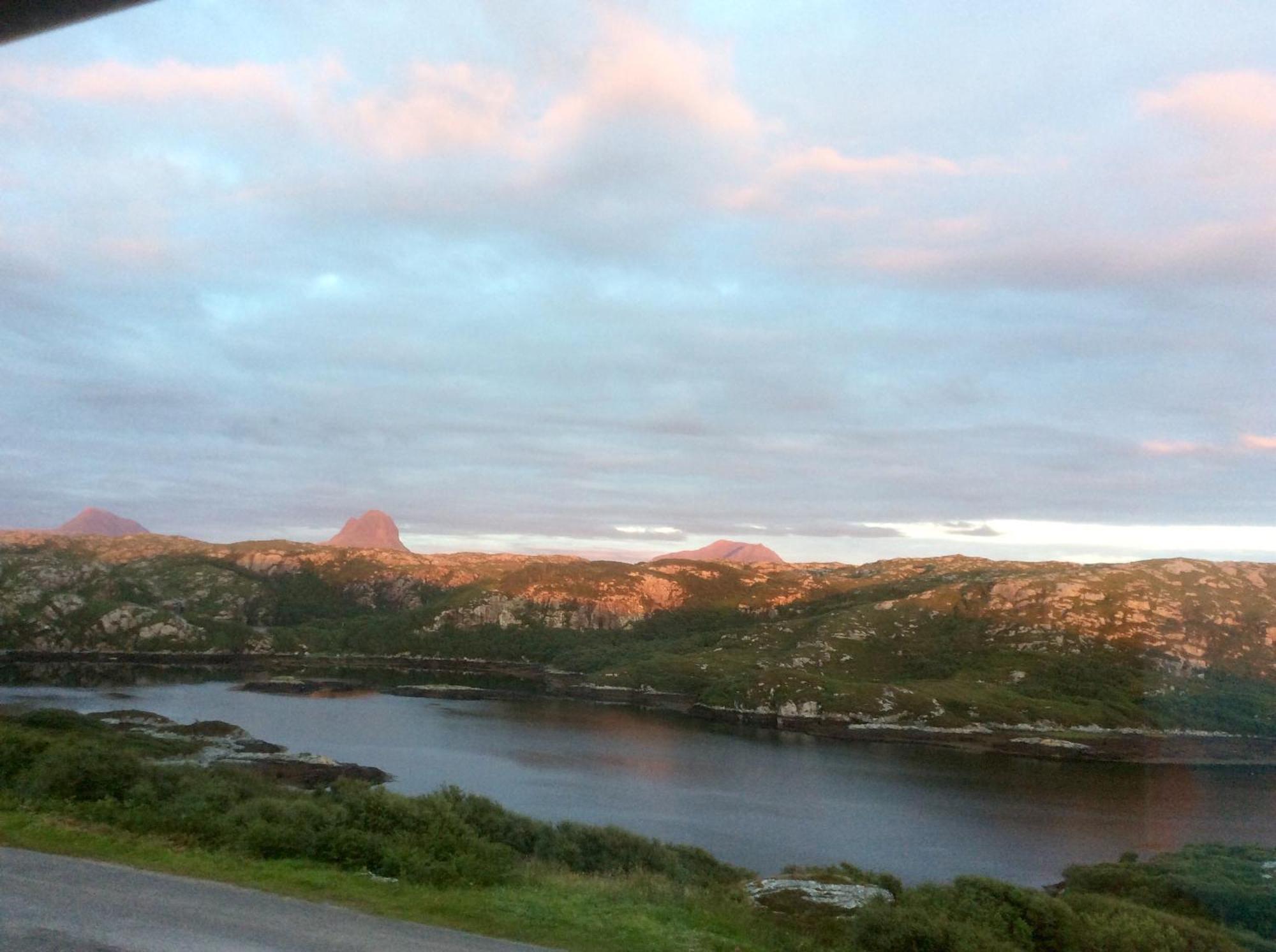 Ferienwohnung Achmelvich View self catering Lochinver Exterior foto